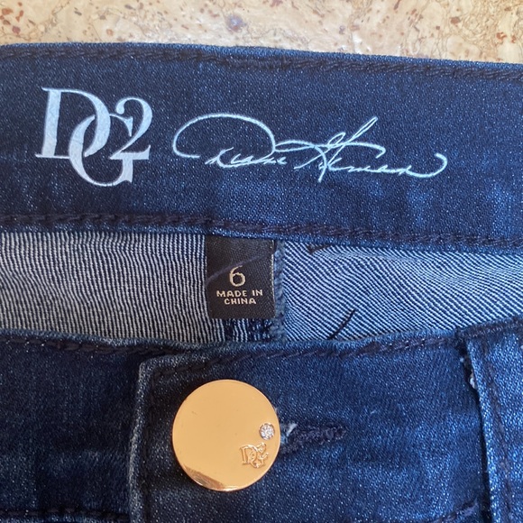 DG2 by Diane Gilman EUC Jeans size 6 - Picture 2 of 6